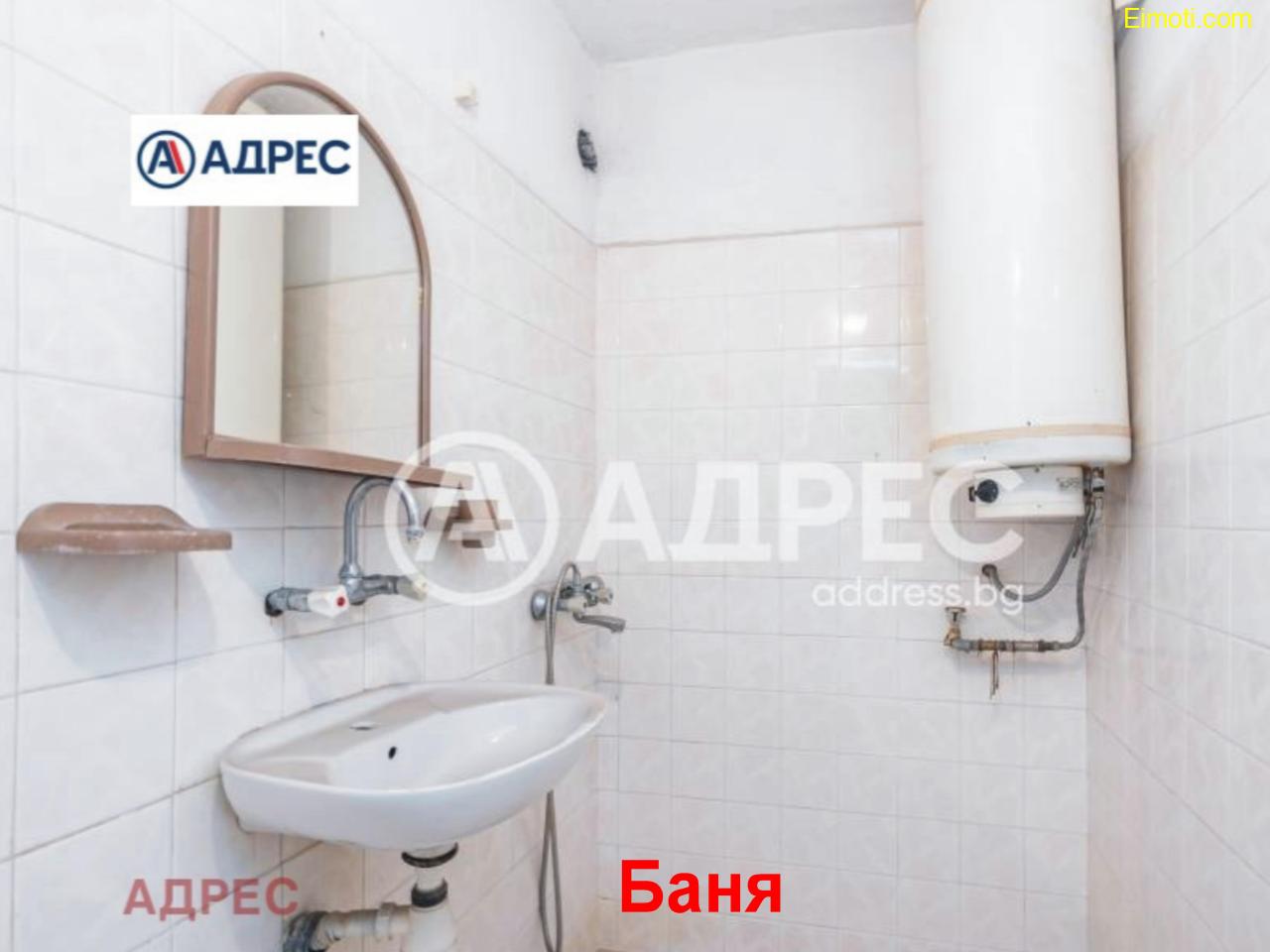 Продава се слънчев, тристаен апартамент в гр. Варна, кв. Трошево – 93 кв.м, тухла, 2-ри етаж Продава се слънчев, тристаен апартамент в гр. Варна, кв. Трошево – 93 кв.м, тухла, 2-ри етаж